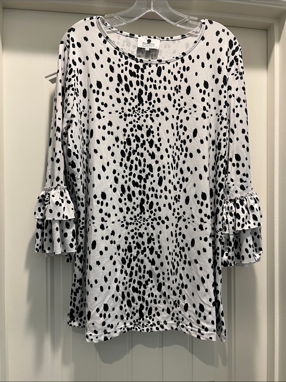 Dainty Jewells Printed Ruffle Sleeve Top - Black & White